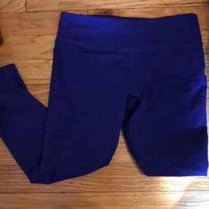 Fabletics Capri leggings